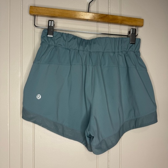 Lululemon Sunsetting Short *3" in Juniper - Picture 10 of 14